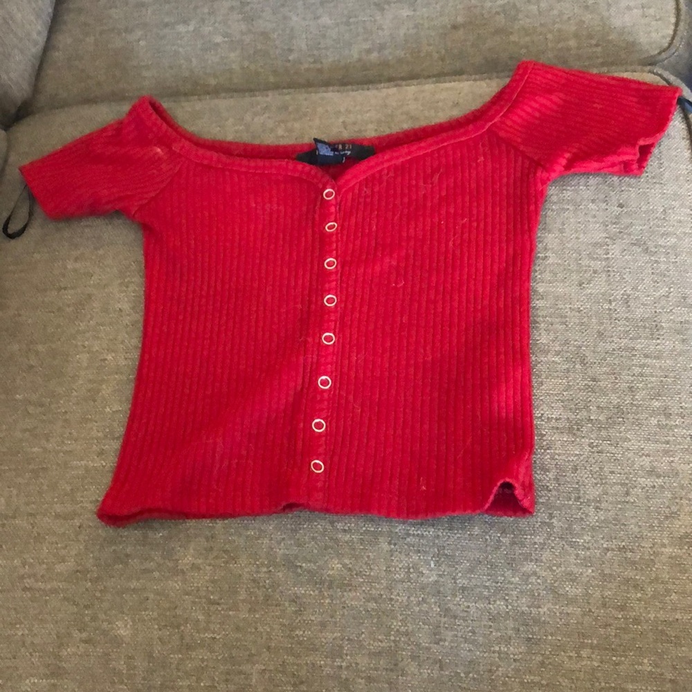 Contemporary crop top